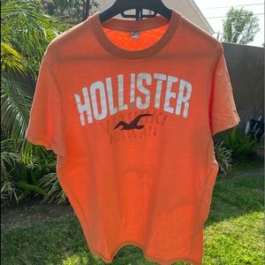 Hollister T-shirt